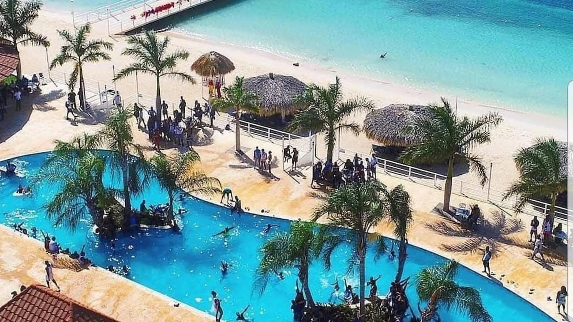 Lux Sea View Camelot Village Discovery Bay