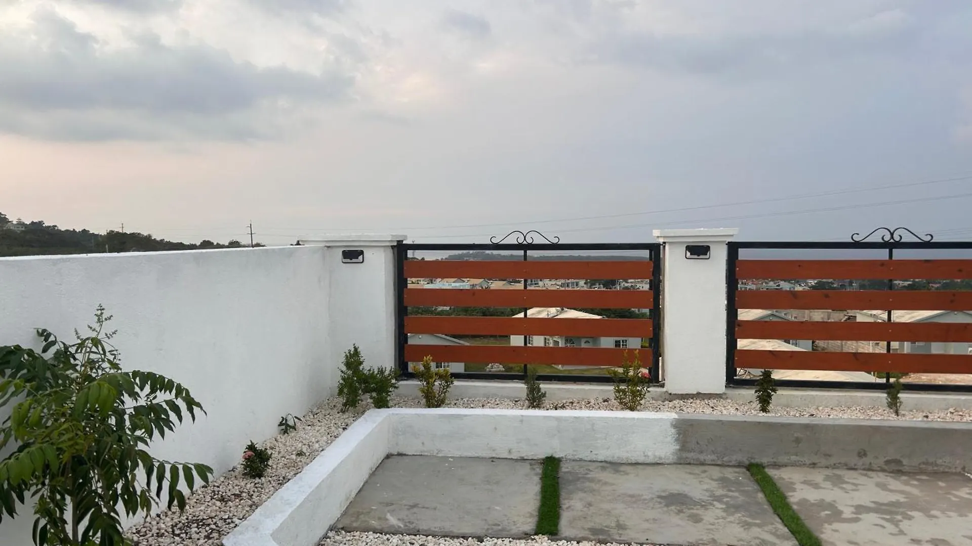 Holiday home Lux Sea View Camelot Village Discovery Bay